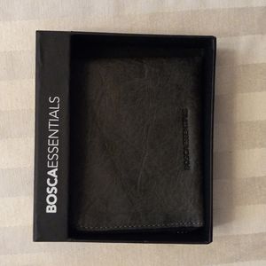 Bosca Leather Zip Arround Wallet